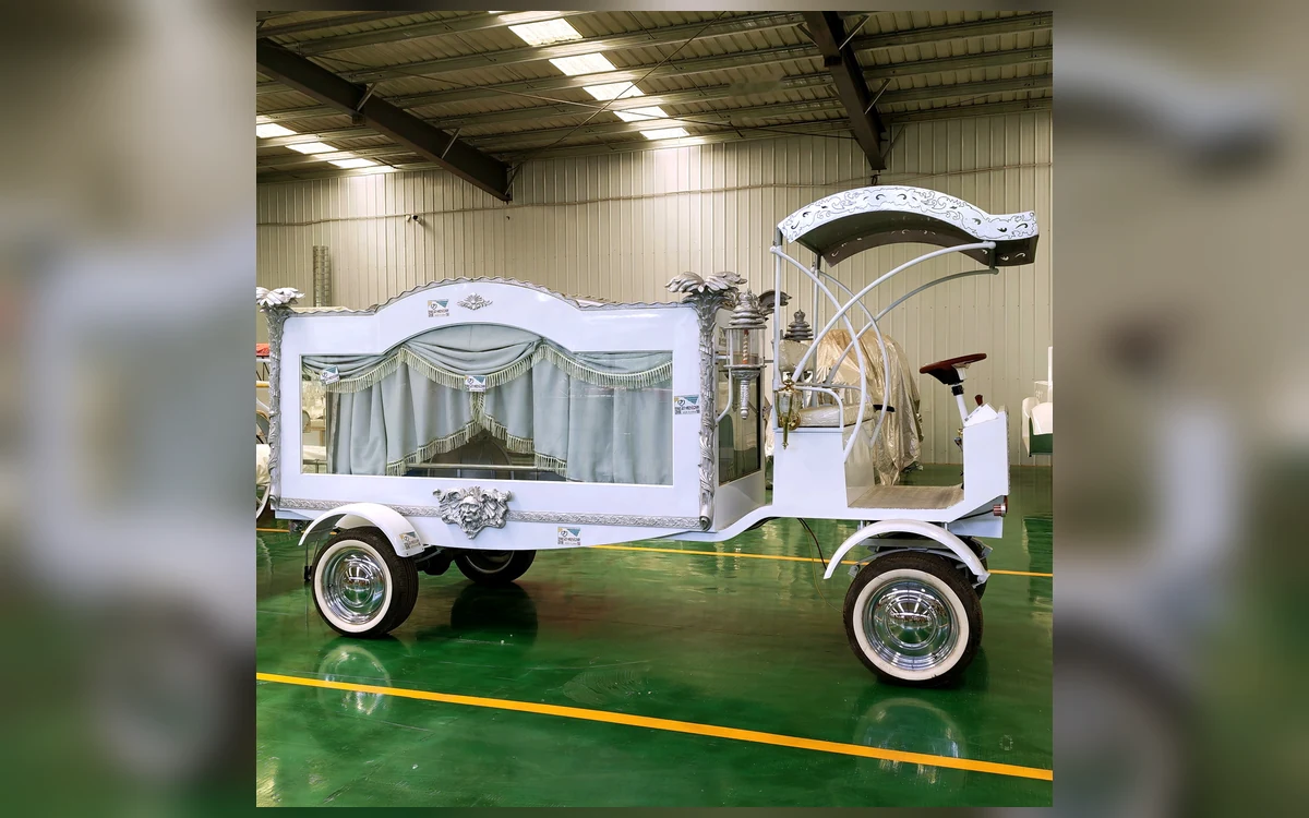 Royal Funeral Coach angle 2